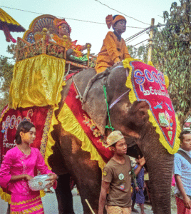 Inle_défilé
