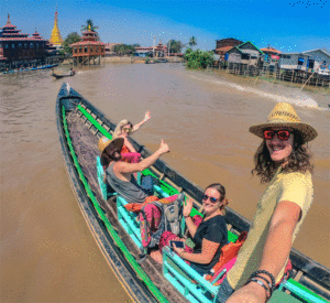Inle_pirogue