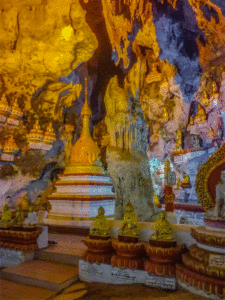Pinday_cave
