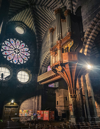 hautes_alpes_cathedrale_embrun